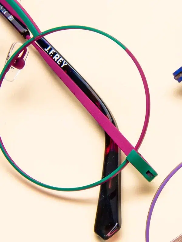 Stylish and modern glasses from the brand J.F. Rey