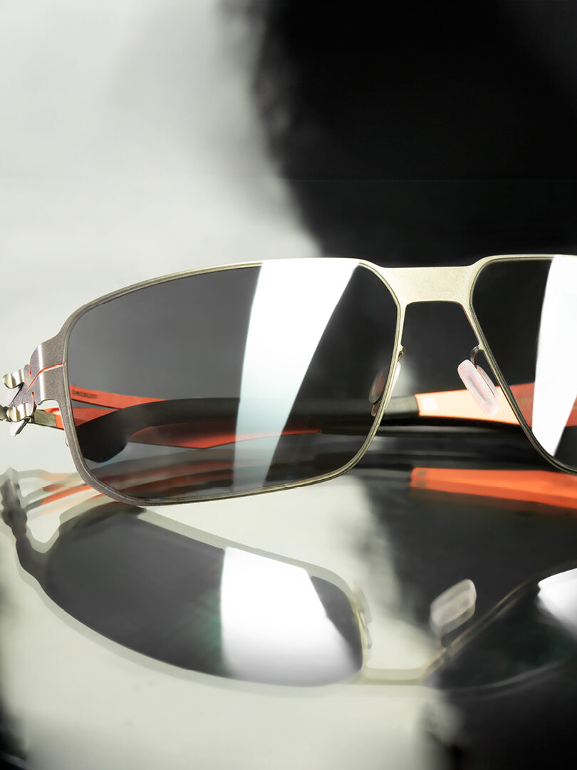 ic! berlin sunglasses - Shiny Graphite with polarized green lenses