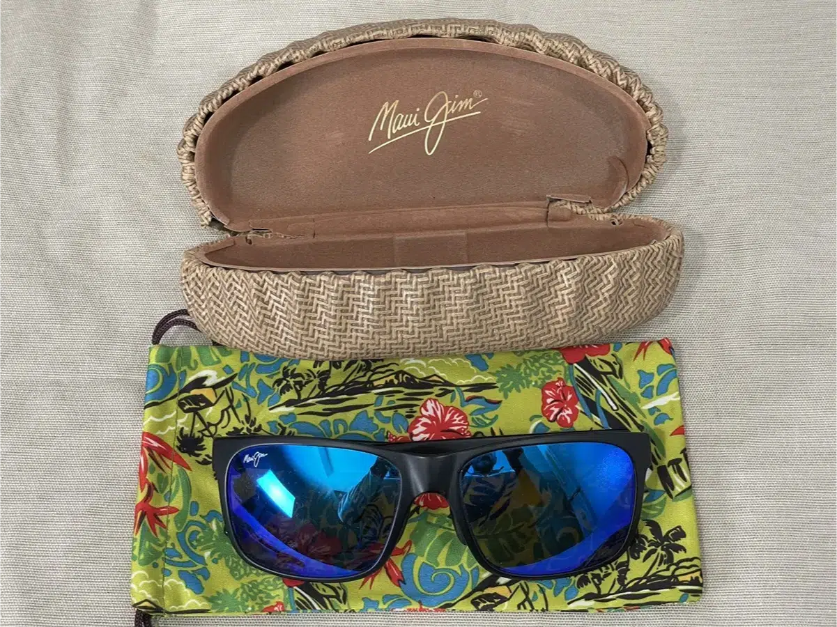 Maui Jim shades with a case