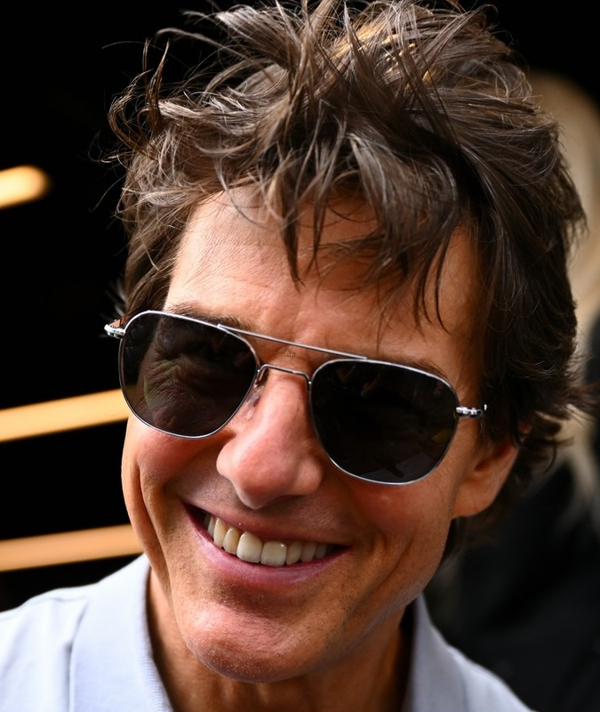 tom cruise shades pilot