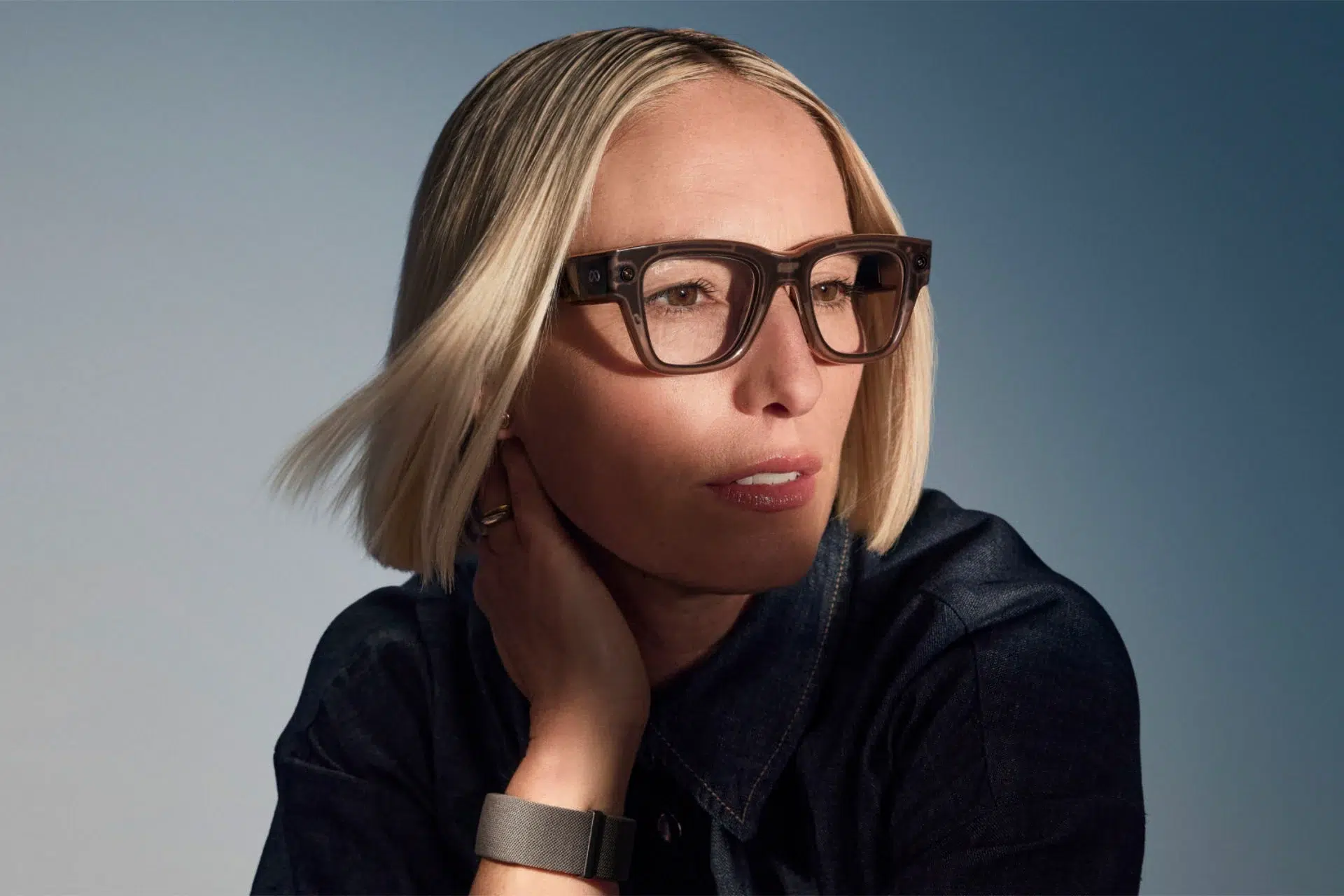 Ray-Ban Meta AI glasses woman